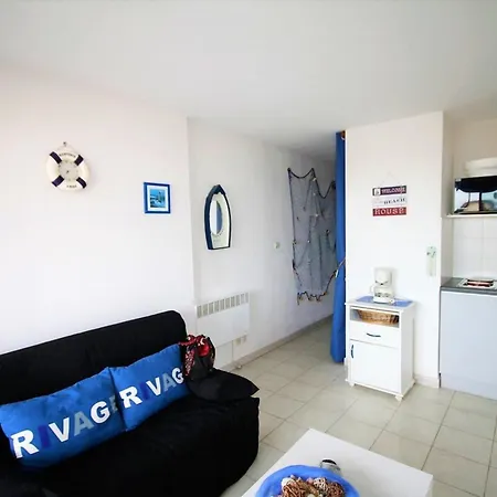 The Sea Within Sight * פרונטיניאן